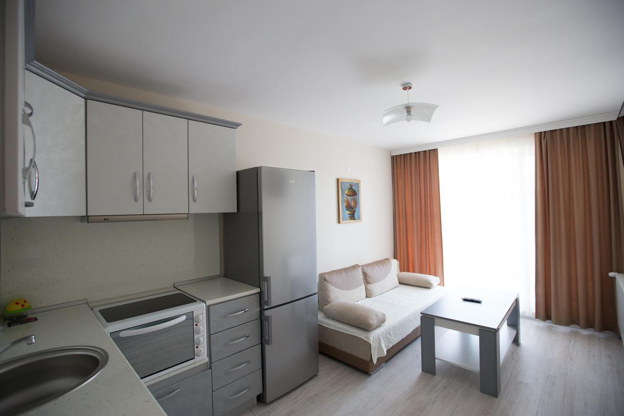 Apart Hotel Central Momchilgrad Εξωτερικό φωτογραφία