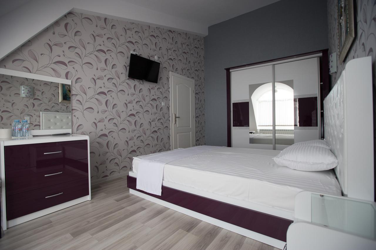 Apart Hotel Central Momchilgrad Εξωτερικό φωτογραφία