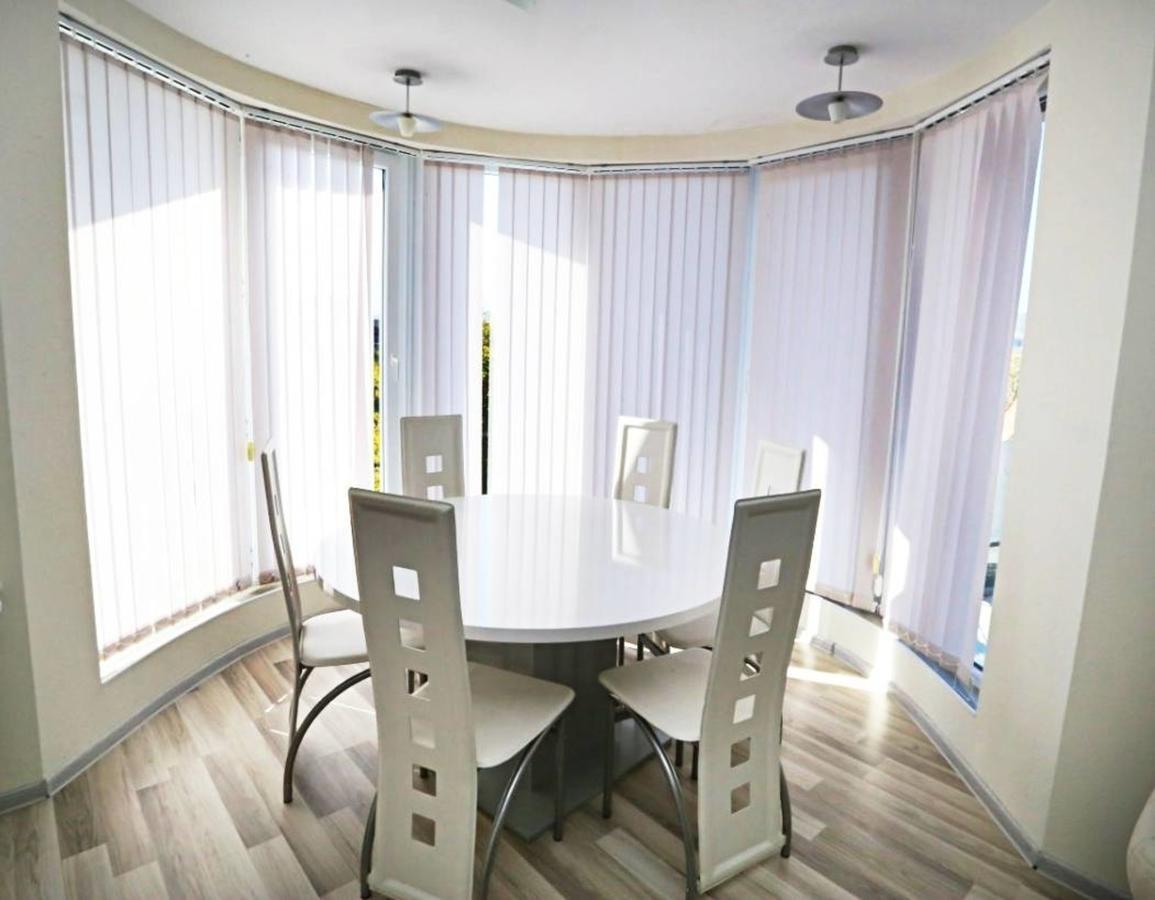 Apart Hotel Central Momchilgrad Εξωτερικό φωτογραφία