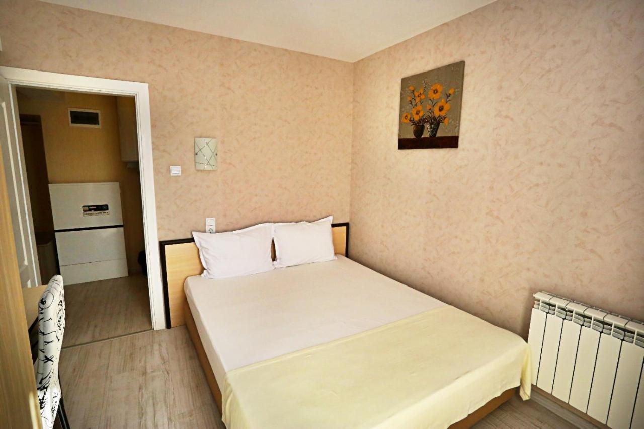 Apart Hotel Central Momchilgrad Εξωτερικό φωτογραφία
