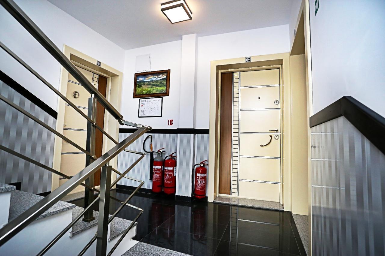 Apart Hotel Central Momchilgrad Εξωτερικό φωτογραφία