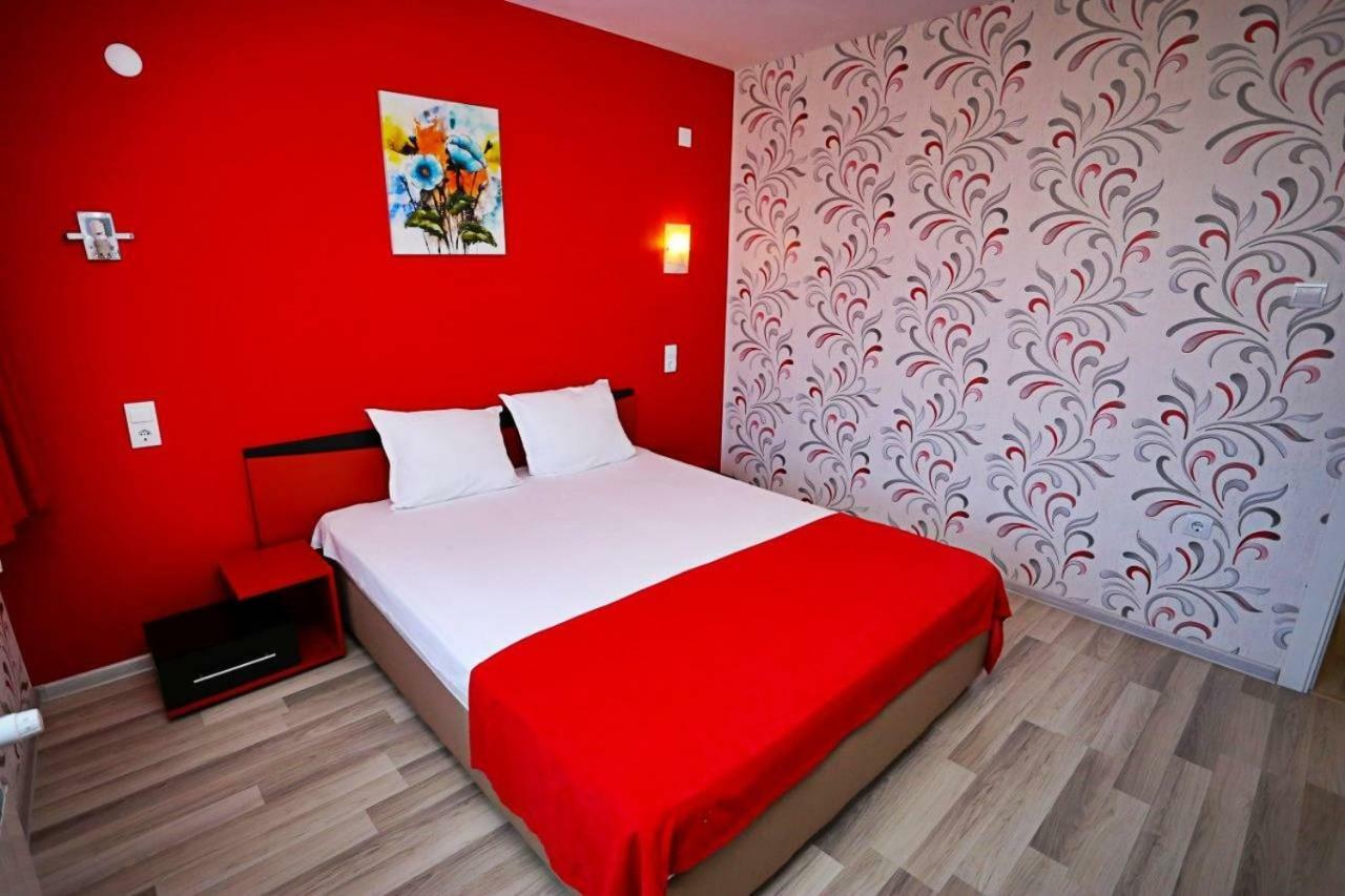 Apart Hotel Central Momchilgrad Εξωτερικό φωτογραφία
