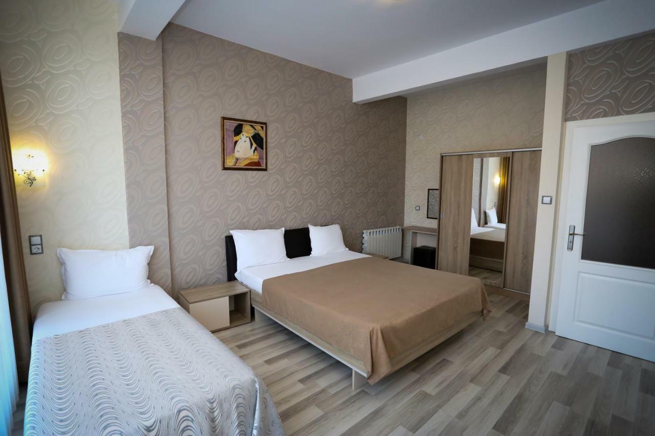 Apart Hotel Central Momchilgrad Εξωτερικό φωτογραφία